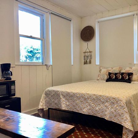 Private Studio With Free Parking Майами Экстерьер фото